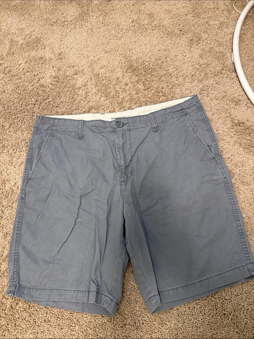 Old Navy Light Gray Lived in Straight Flat Front Chino Shorts size 40